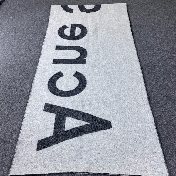 ACNE STUDIOS Gray Jacquard Scarf Rectangular - Picture 6 of 13